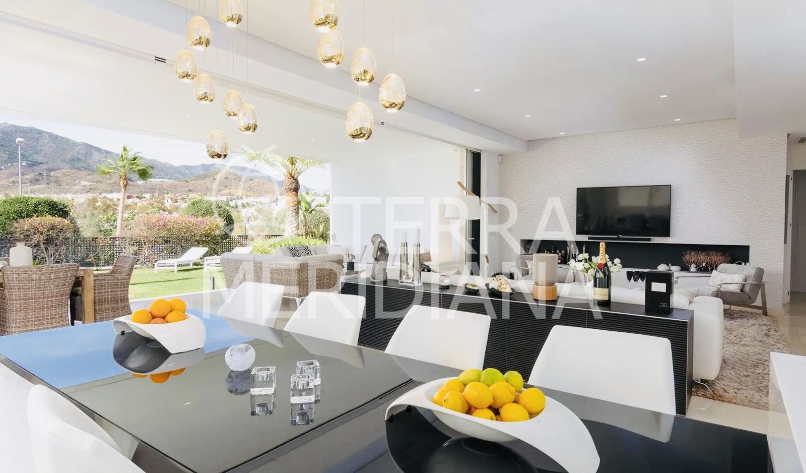 Villa in Rio Real, Marbella
