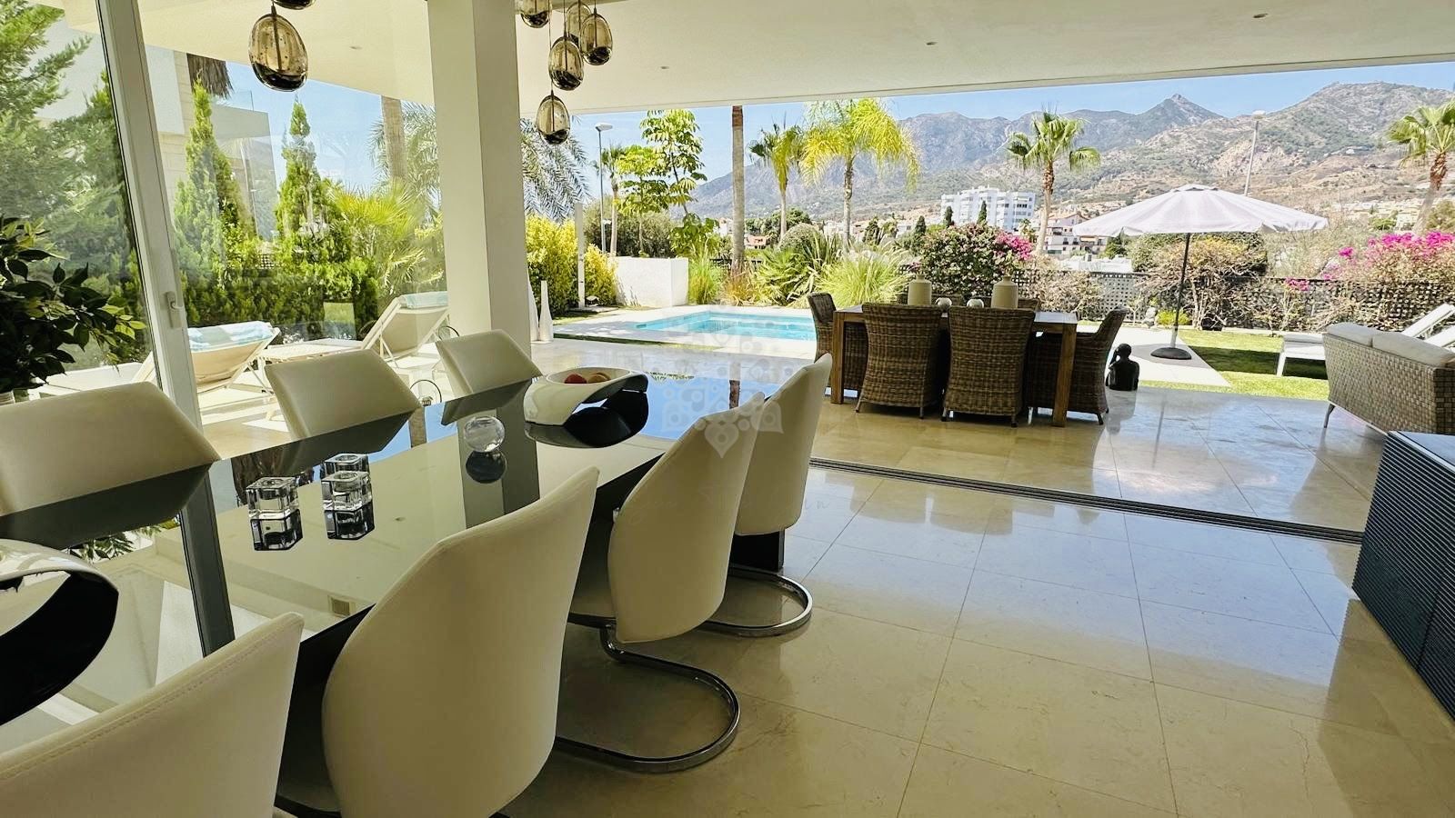 Villa in Rio Real, Marbella