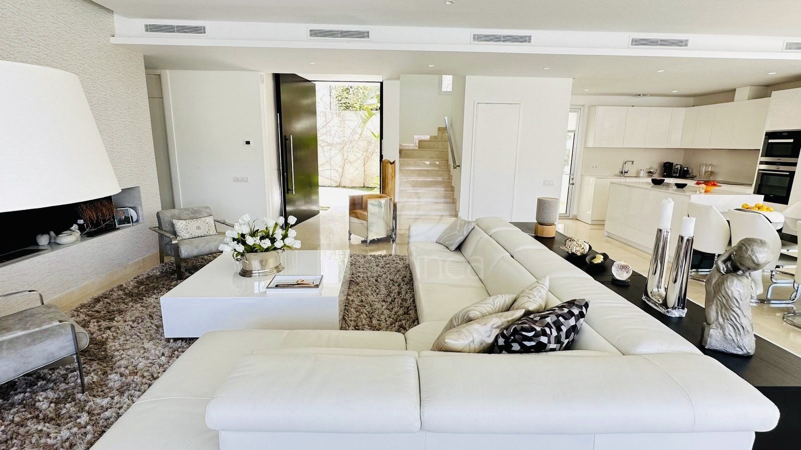 Villa in Rio Real, Marbella