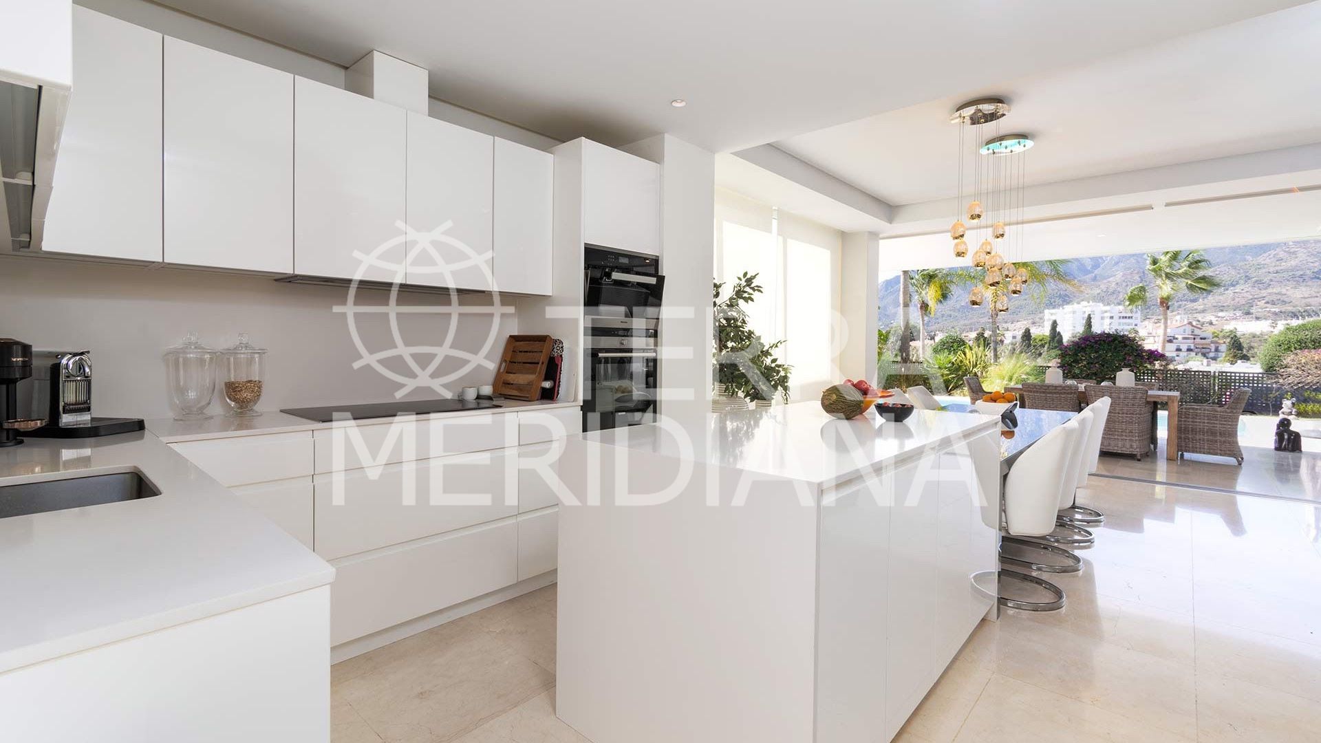 Villa in Rio Real, Marbella