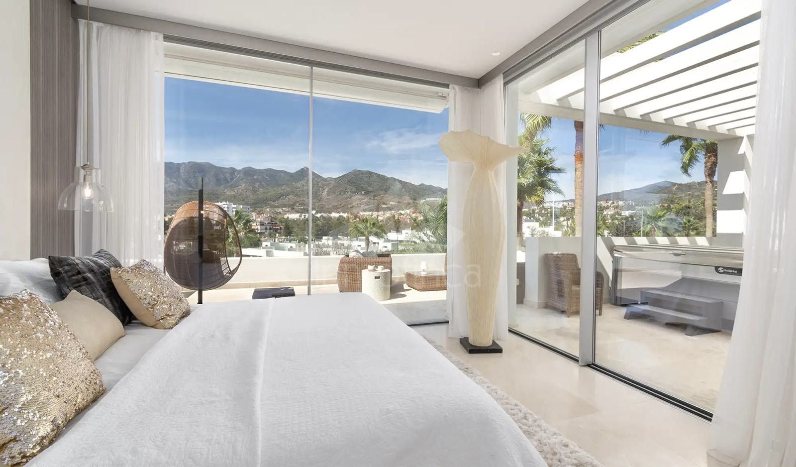 Villa in Rio Real, Marbella