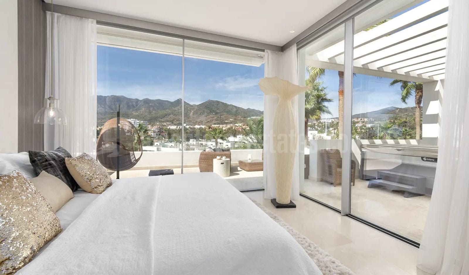 Villa en Rio Real, Marbella