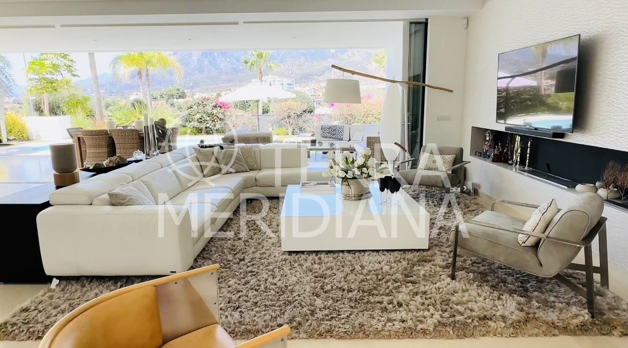 Villa in Rio Real, Marbella