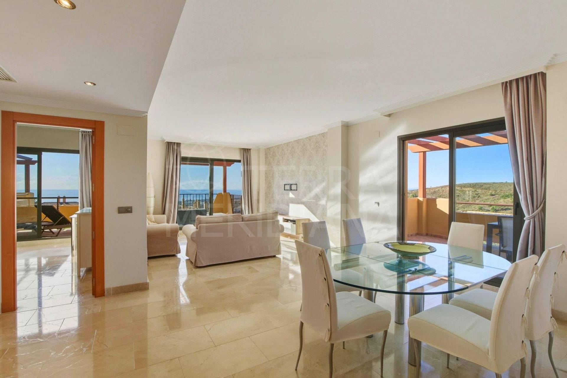 Penthouse in Los Altos del Paraiso, Estepona