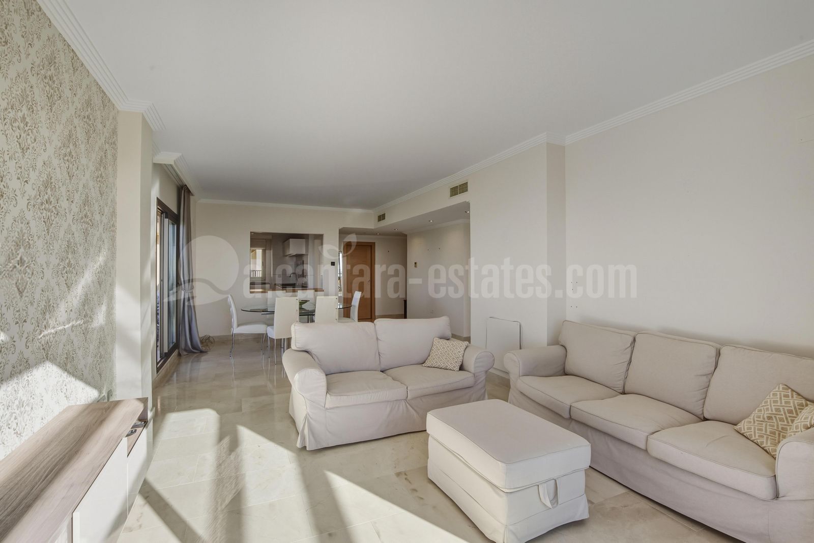 Ático en Altos del Paraiso, Benahavis