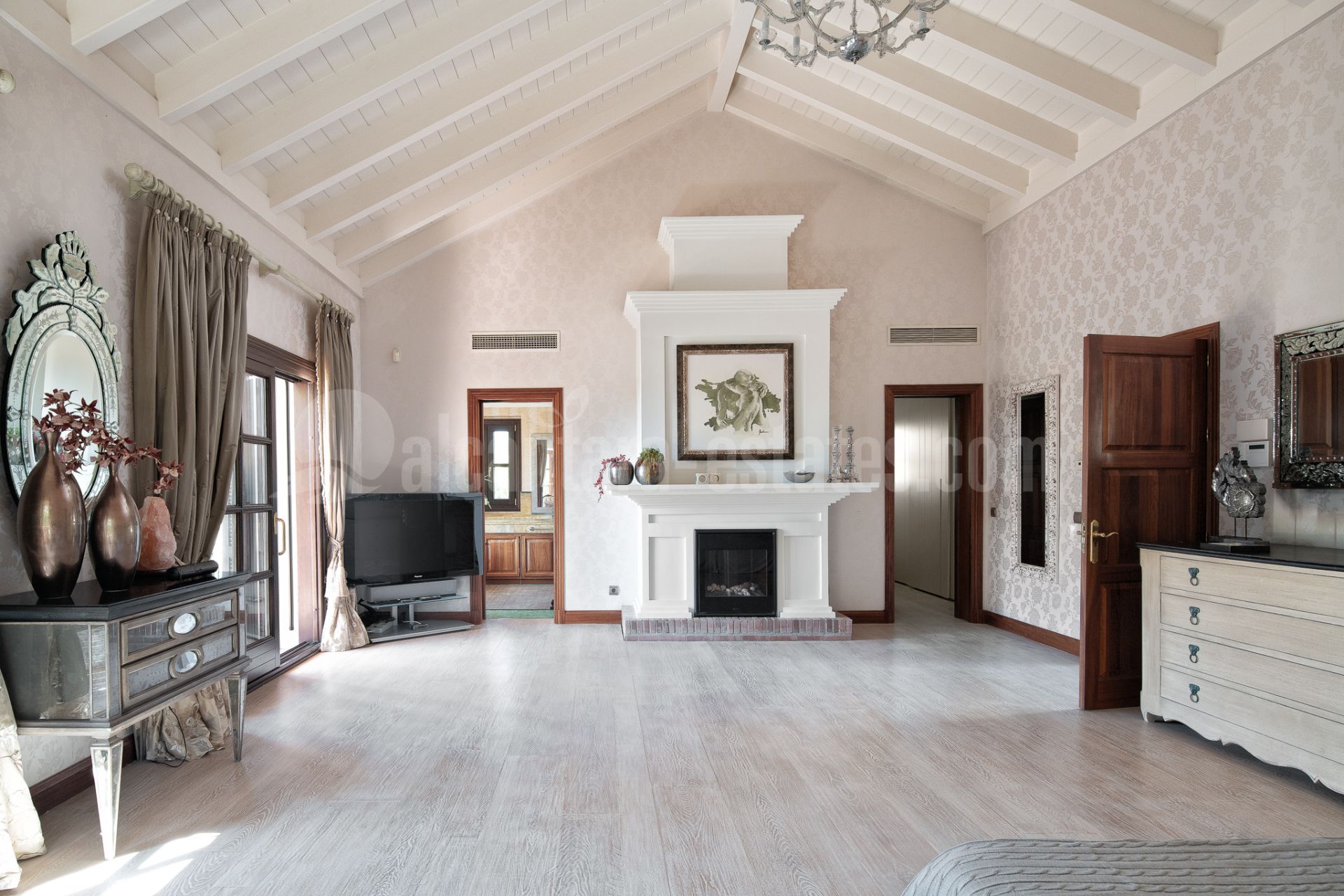 Villa in Sierra Blanca, Marbella