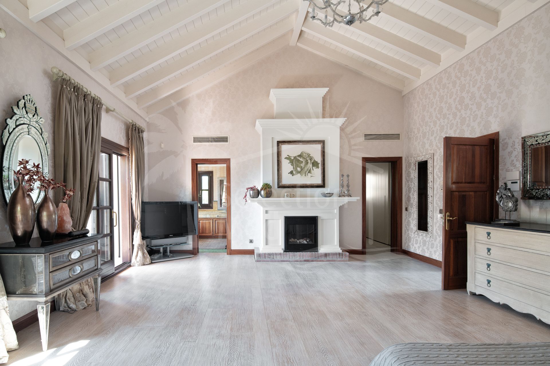 Villa for sale in Sierra Blanca, Marbella Golden Mile