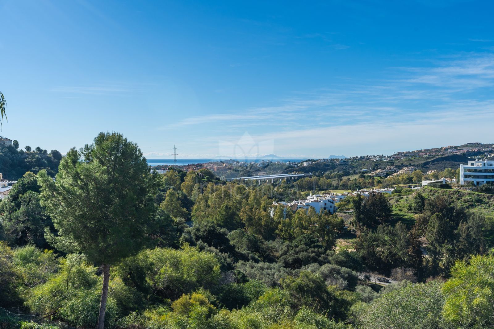 Apartment in Puerto del Almendro, Benahavis