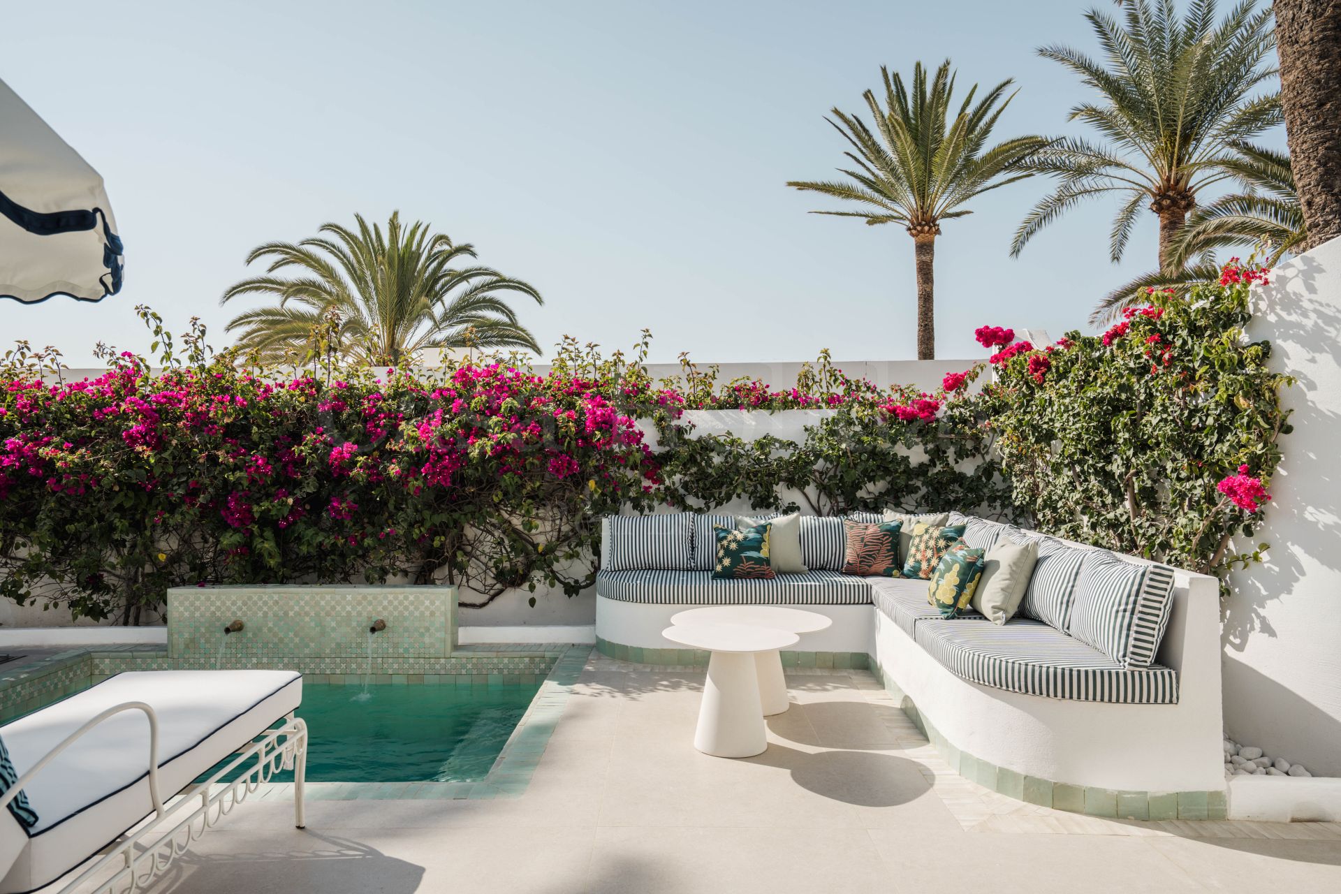 Semi Detached House in Marbella Golden Mile, Marbella