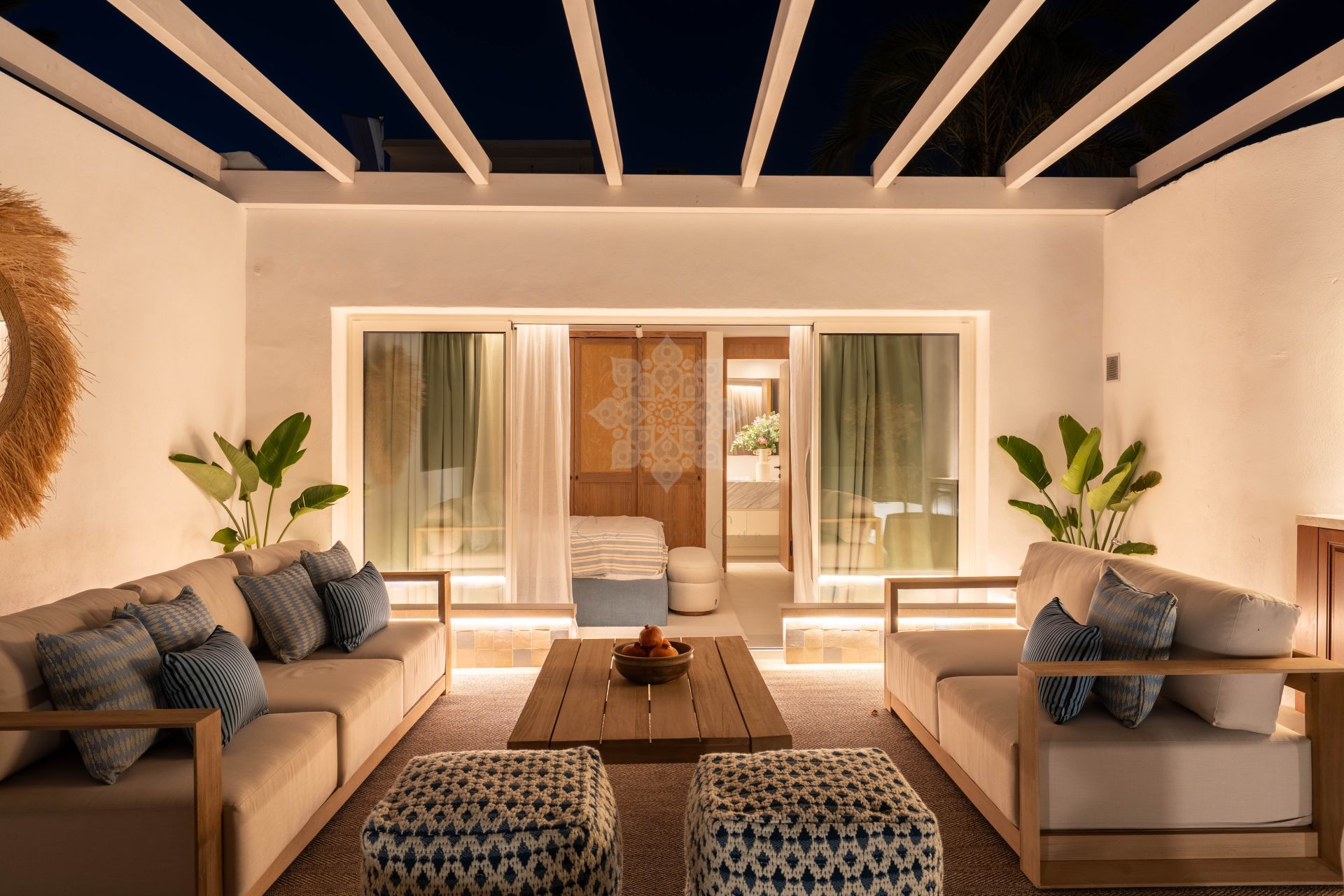 Semi Detached House in Marbella Golden Mile, Marbella