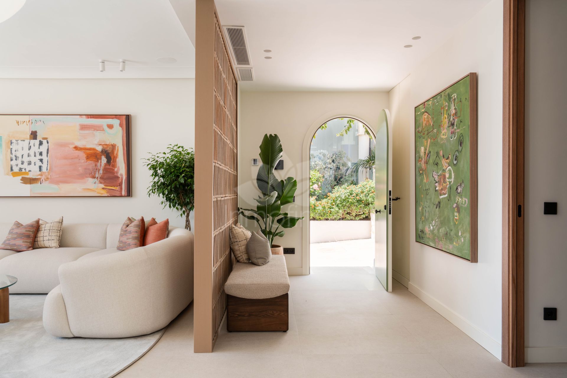 Semi Detached House in Marbella Golden Mile, Marbella