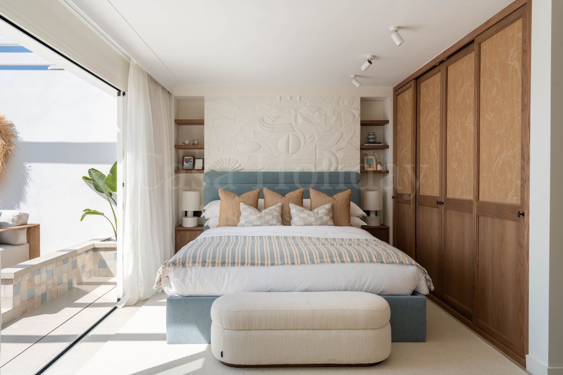 Semi Detached House in Marbella Golden Mile, Marbella