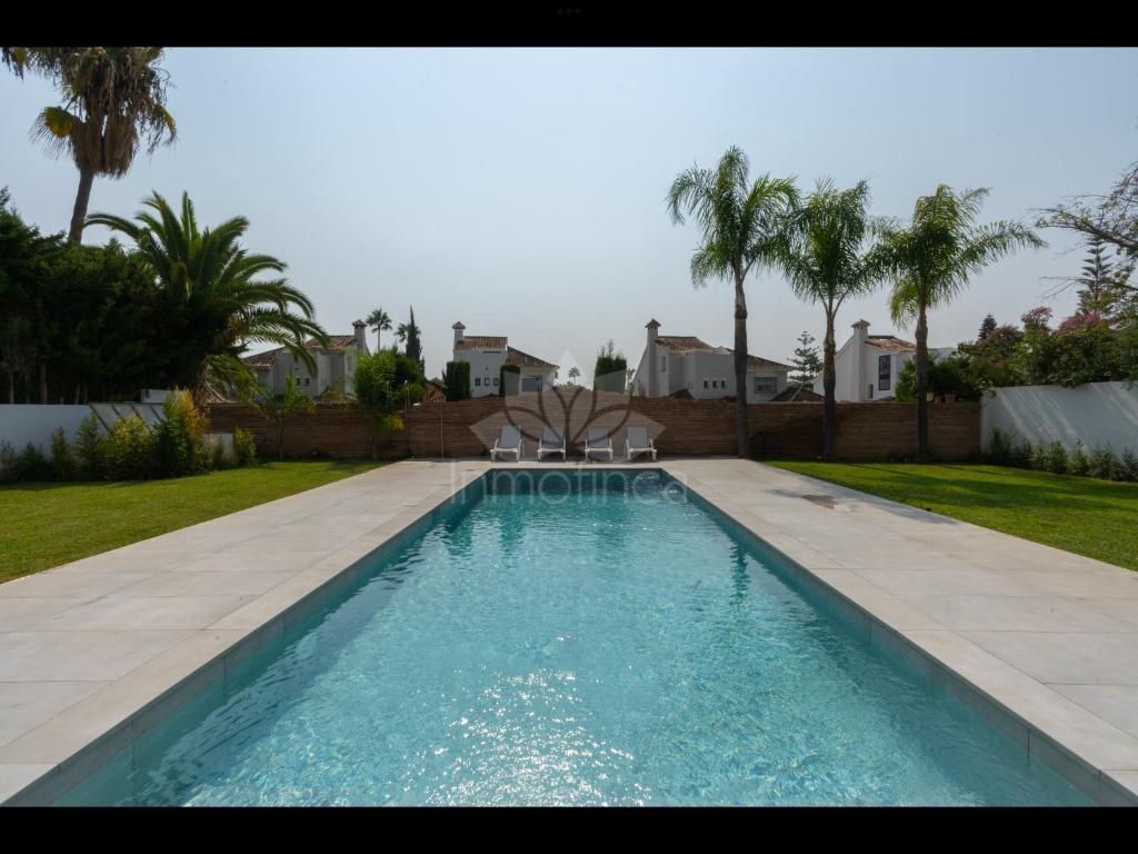 Villa en Las Brisas, Marbella