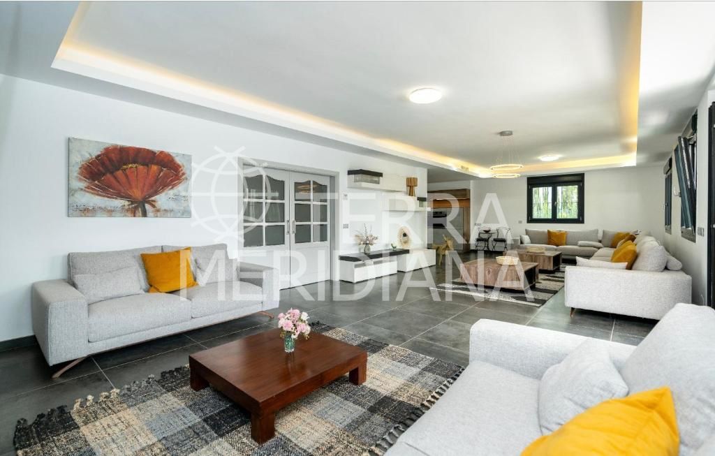 Villa in Las Brisas, Marbella