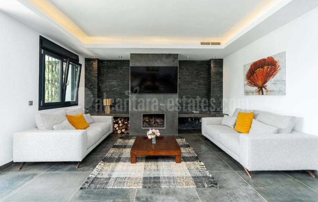 Villa in Las Brisas, Marbella