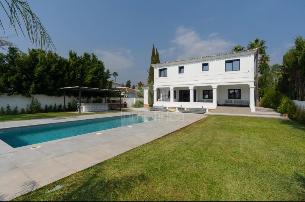 Villa en Las Brisas, Marbella