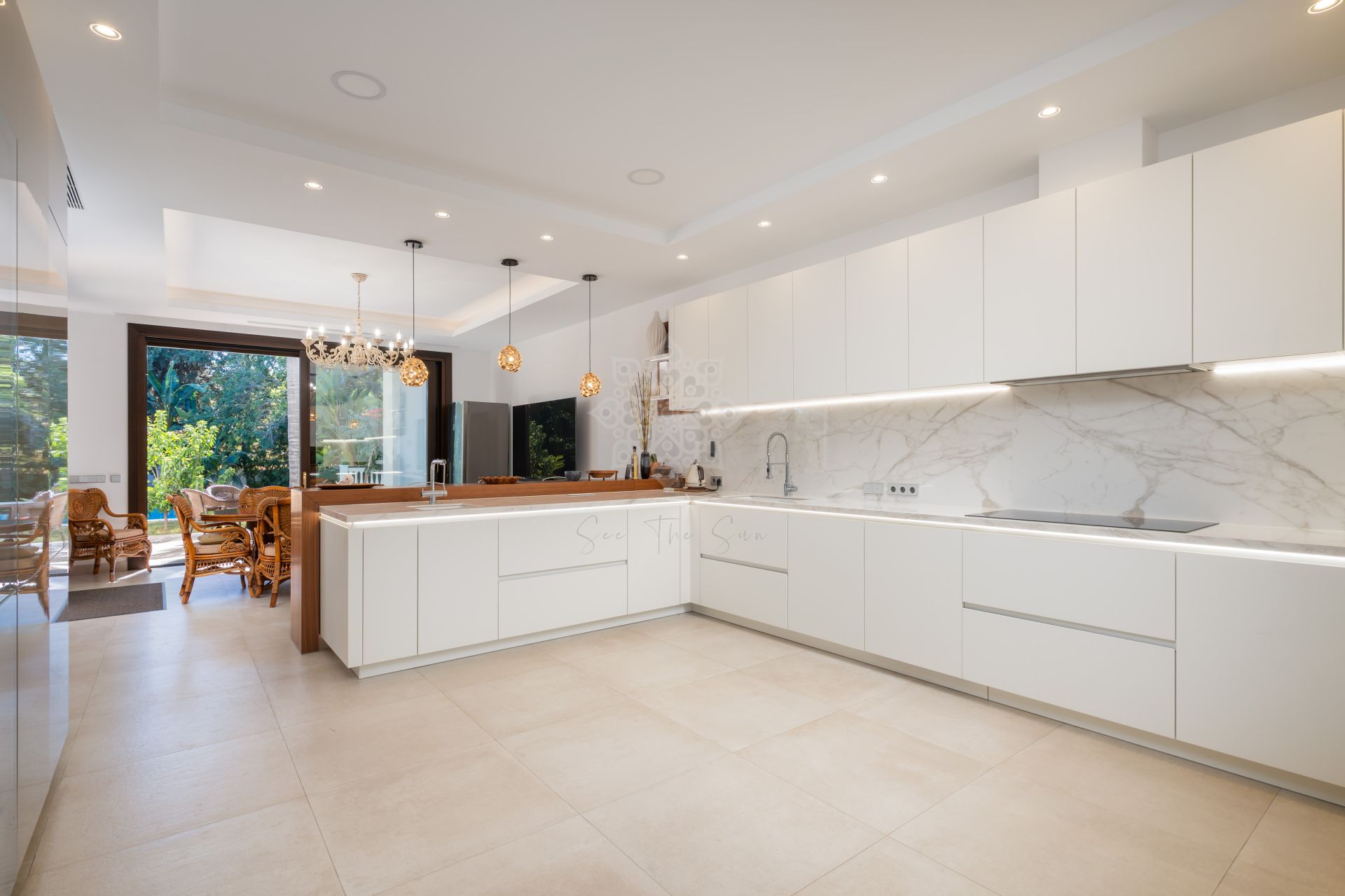 Villa in Casasola, Estepona