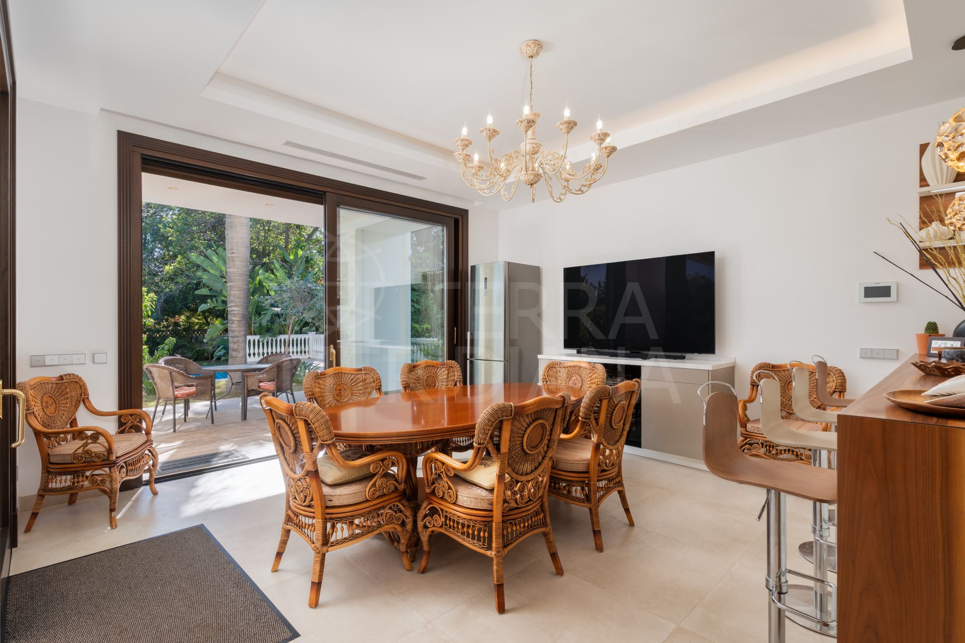Villa in Casasola, Estepona