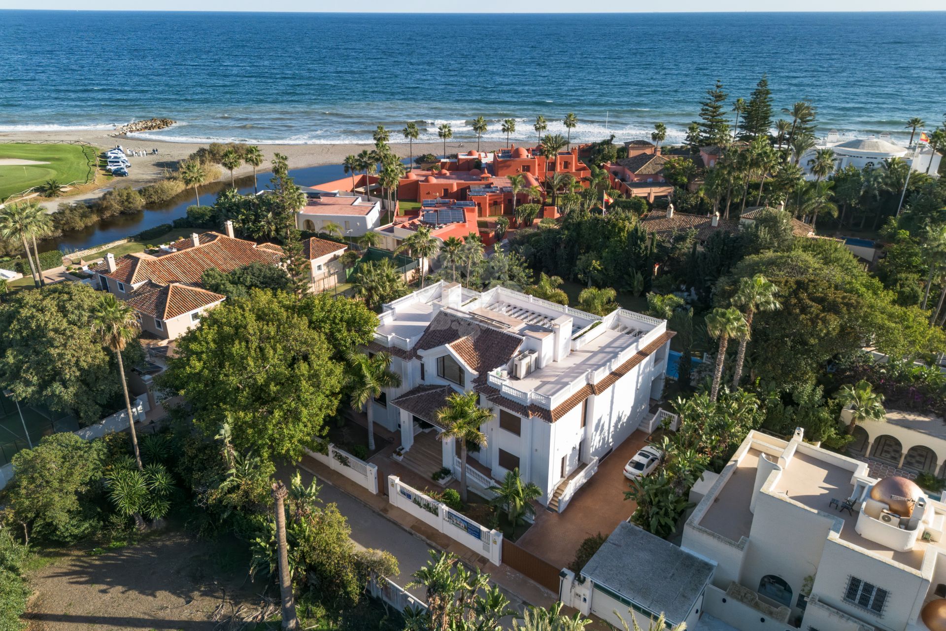 Villa in Casasola, Estepona