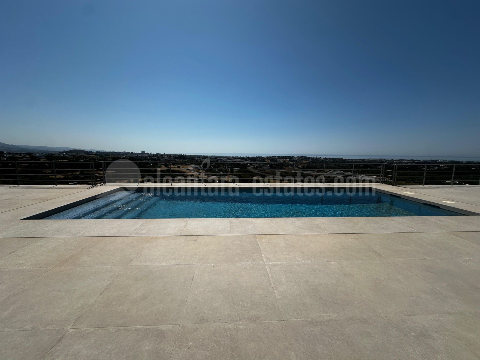 Villa in Los Arqueros, Benahavis
