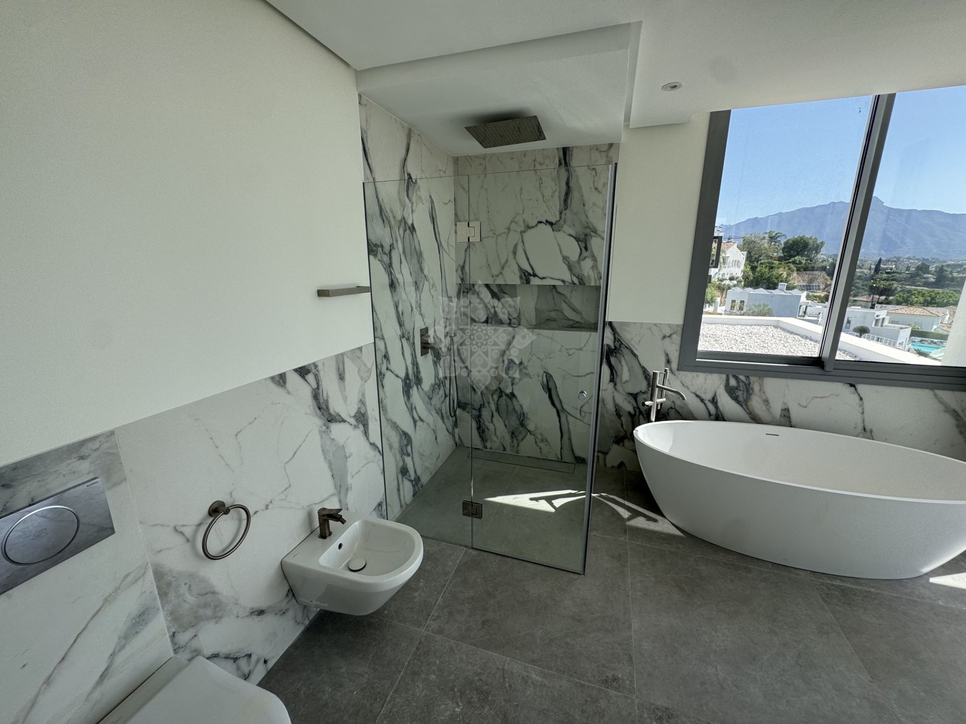 Villa en Los Arqueros, Benahavis