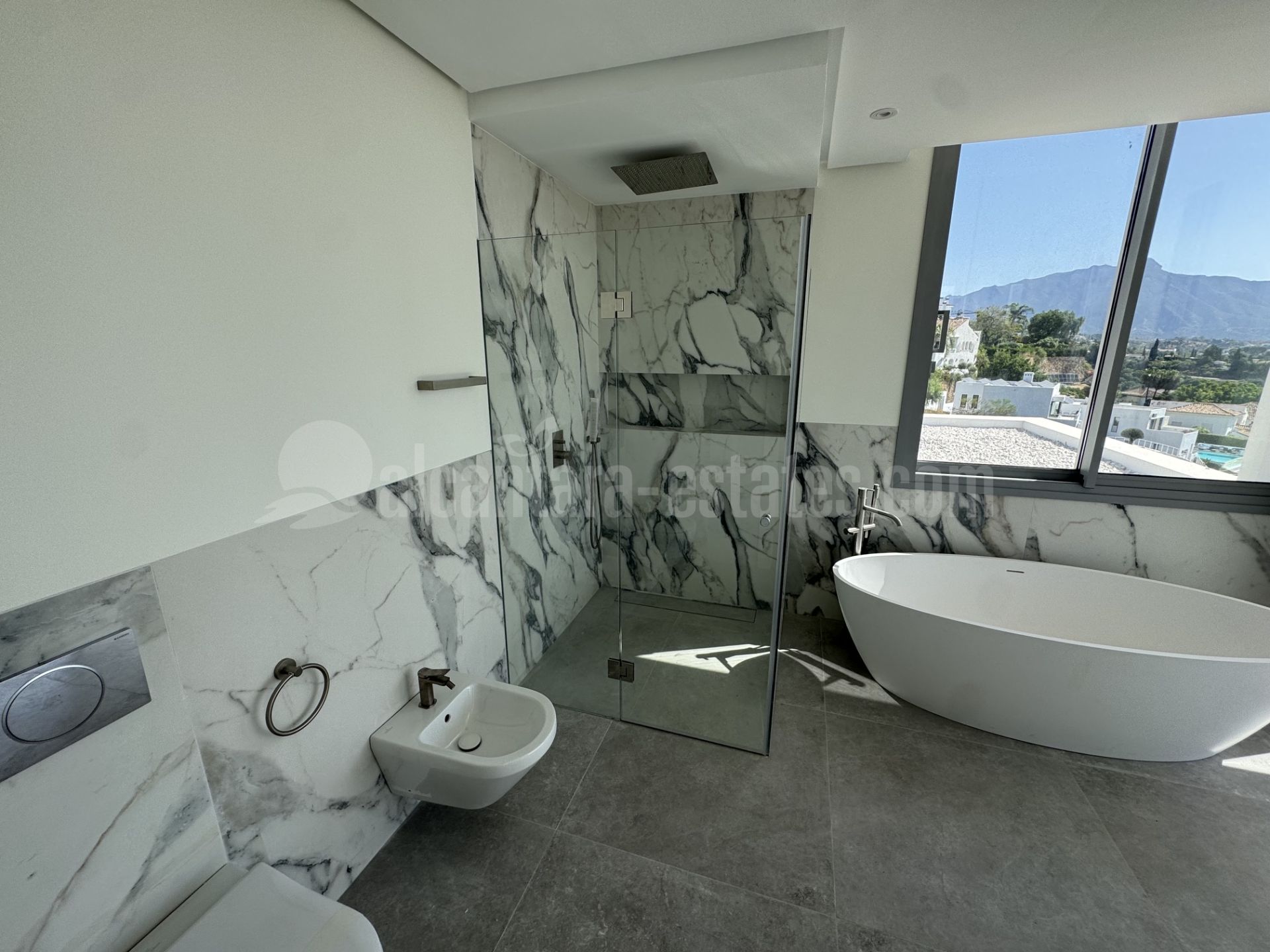 Villa in Los Arqueros, Benahavis