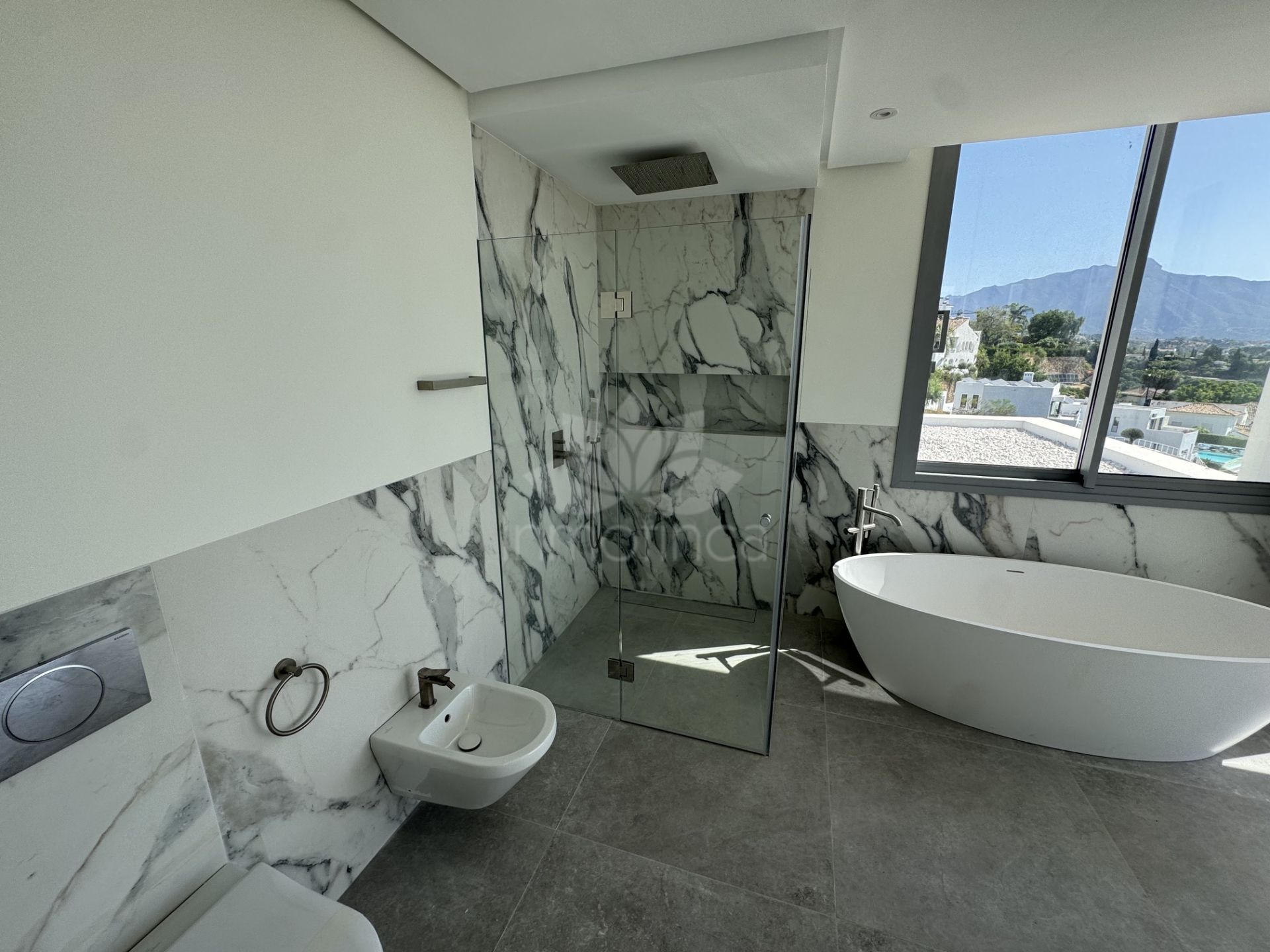 Villa en Los Arqueros, Benahavis