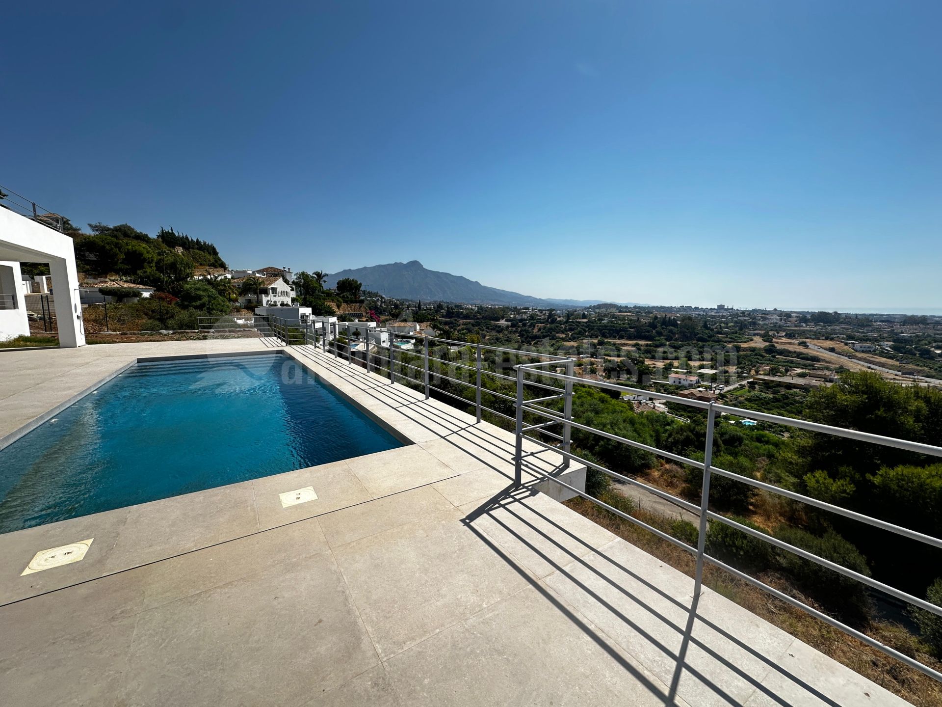 Villa in Los Arqueros, Benahavis