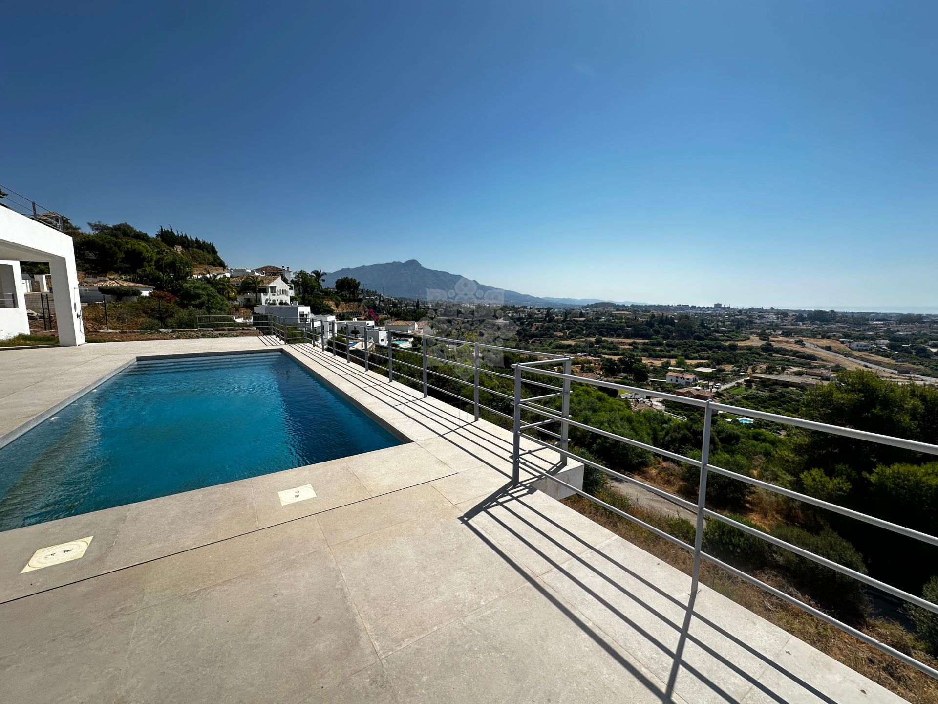 Villa en Los Arqueros, Benahavis