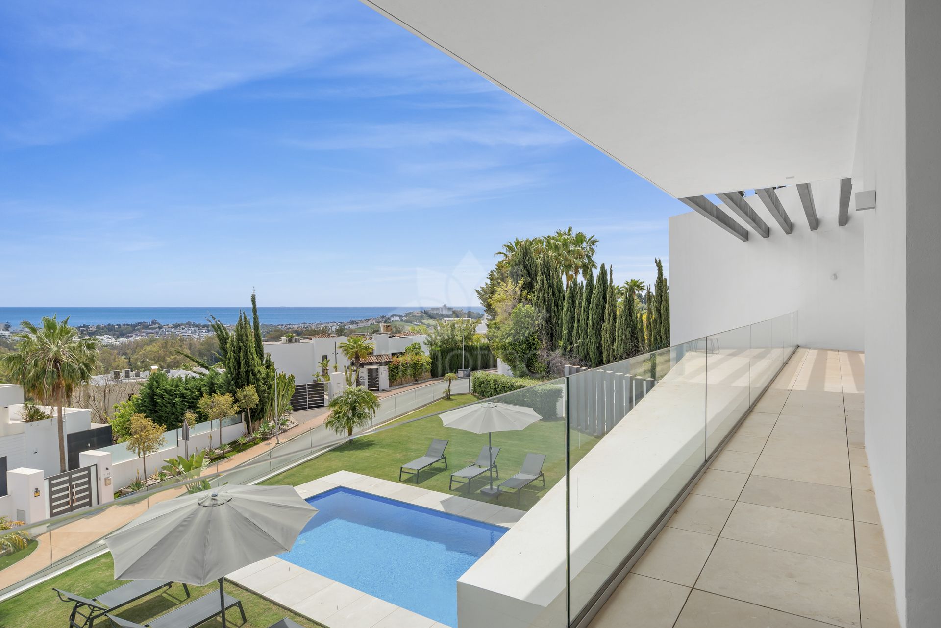 Villa en La Alqueria, Benahavis