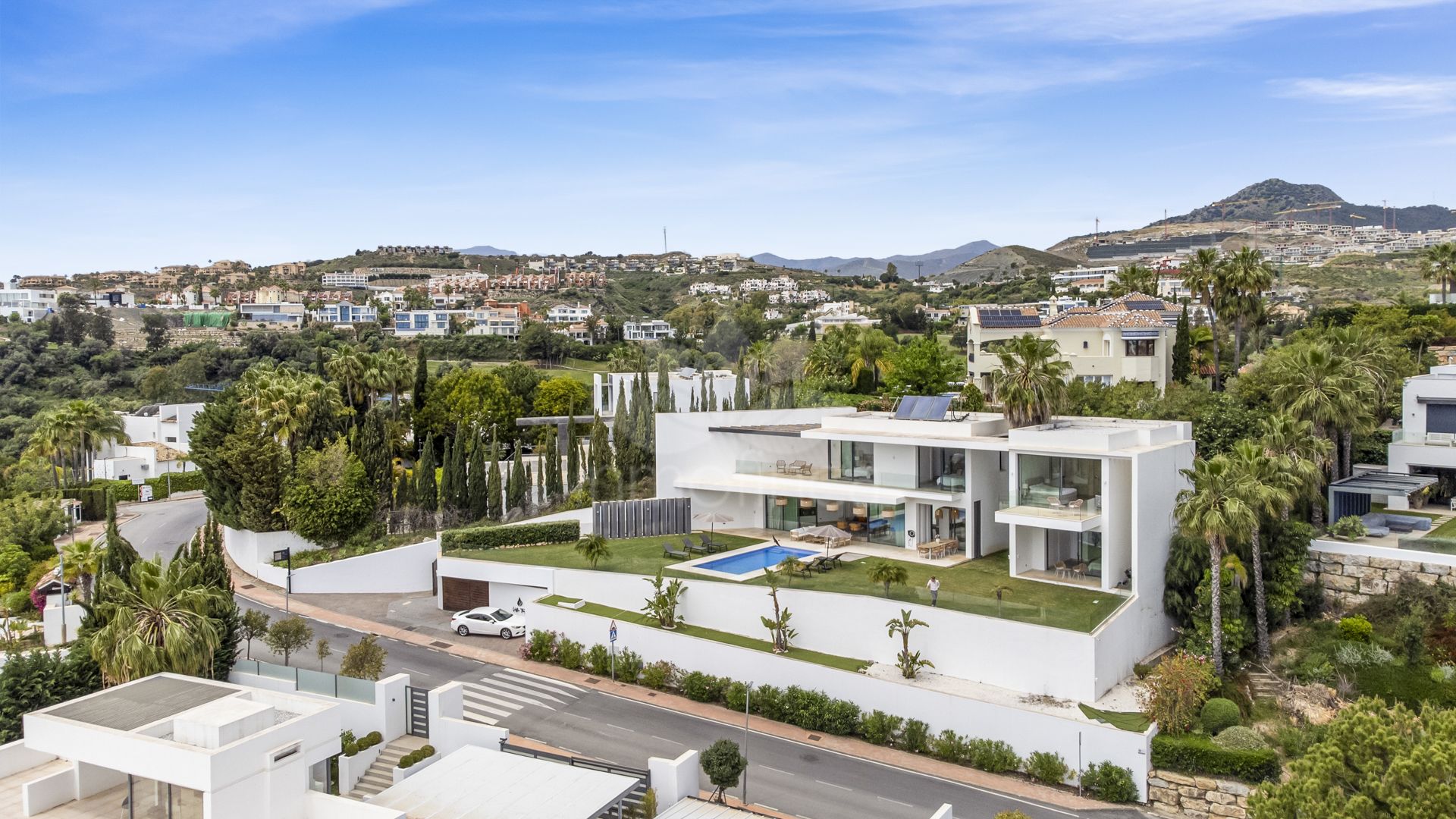 Villa en La Alqueria, Benahavis