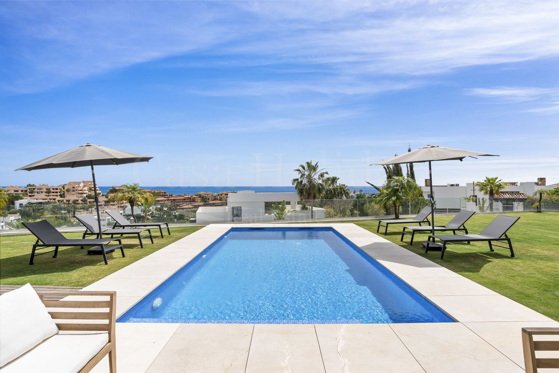 Villa in La Alqueria, Benahavis