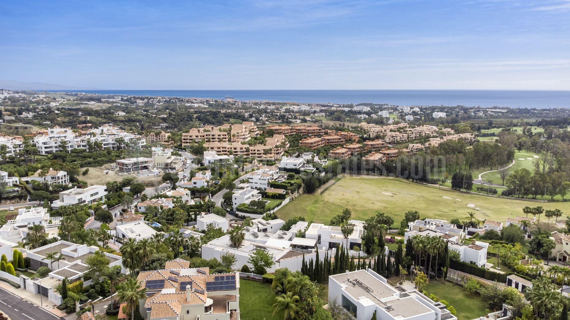 Villa in La Alqueria, Benahavis