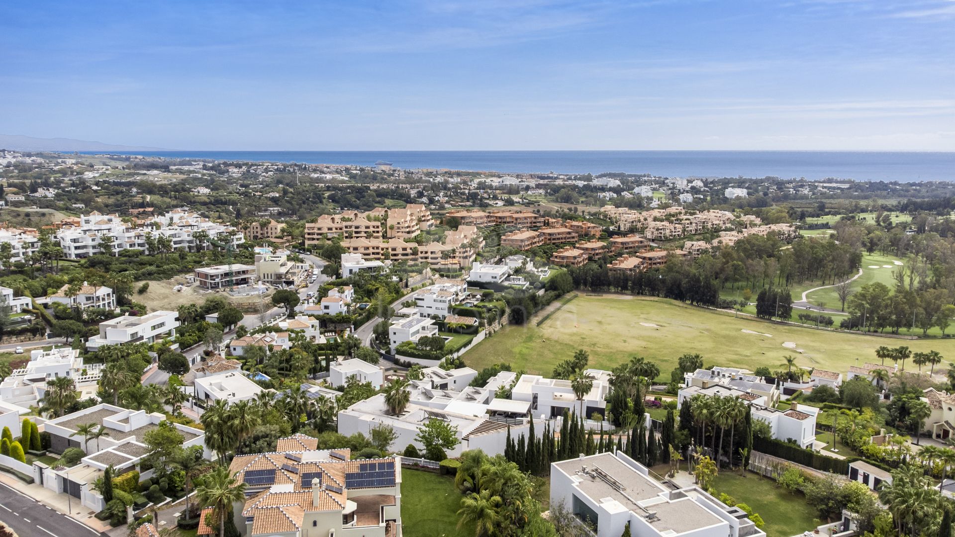 Villa en La Alqueria, Benahavis