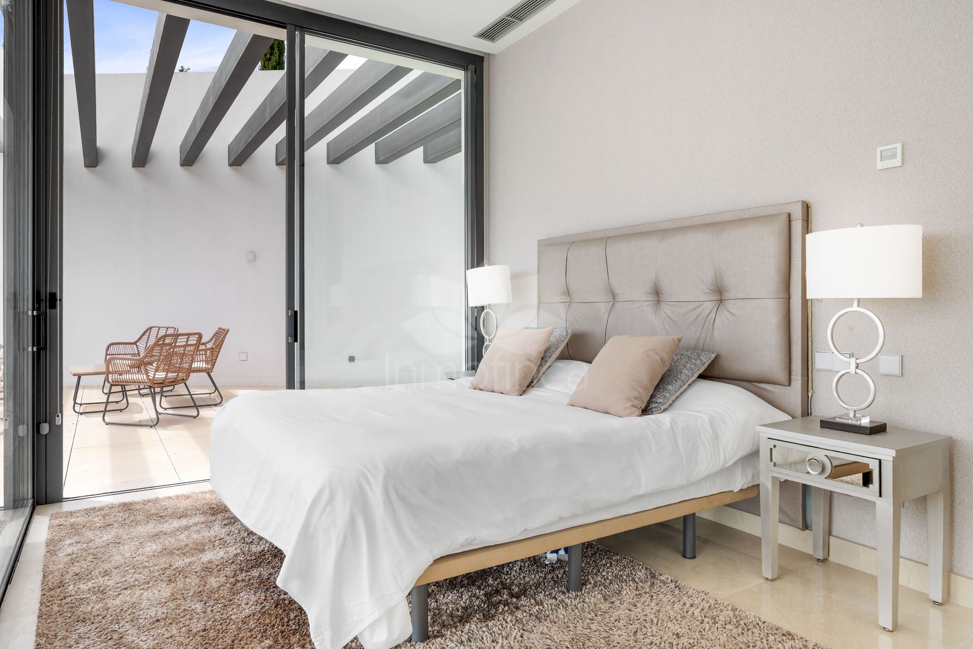 Villa en La Alqueria, Benahavis