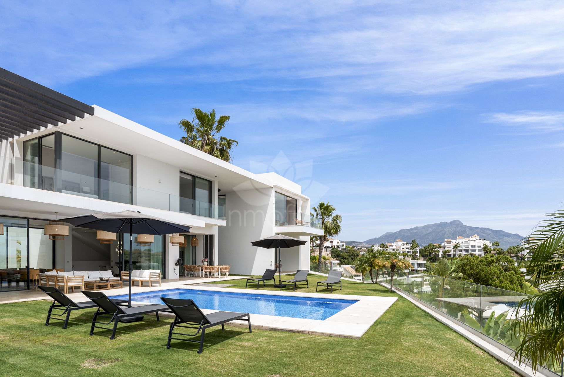 Villa en La Alqueria, Benahavis