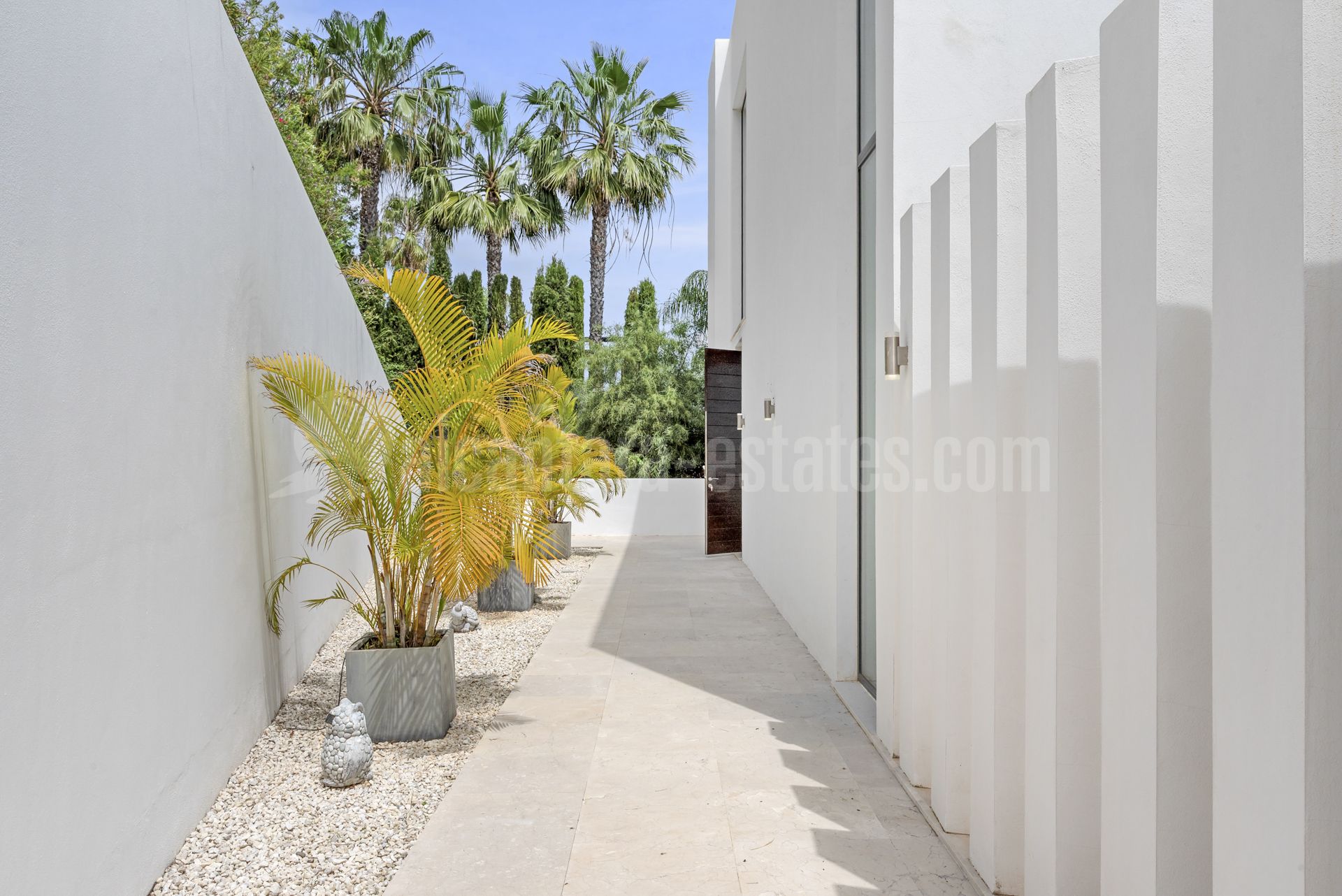 Villa in La Alqueria, Benahavis