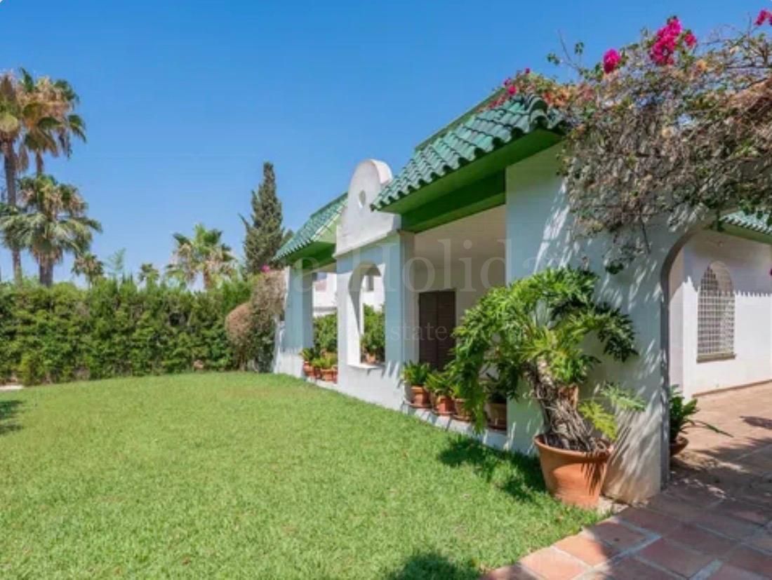 Villa in Artola, Marbella