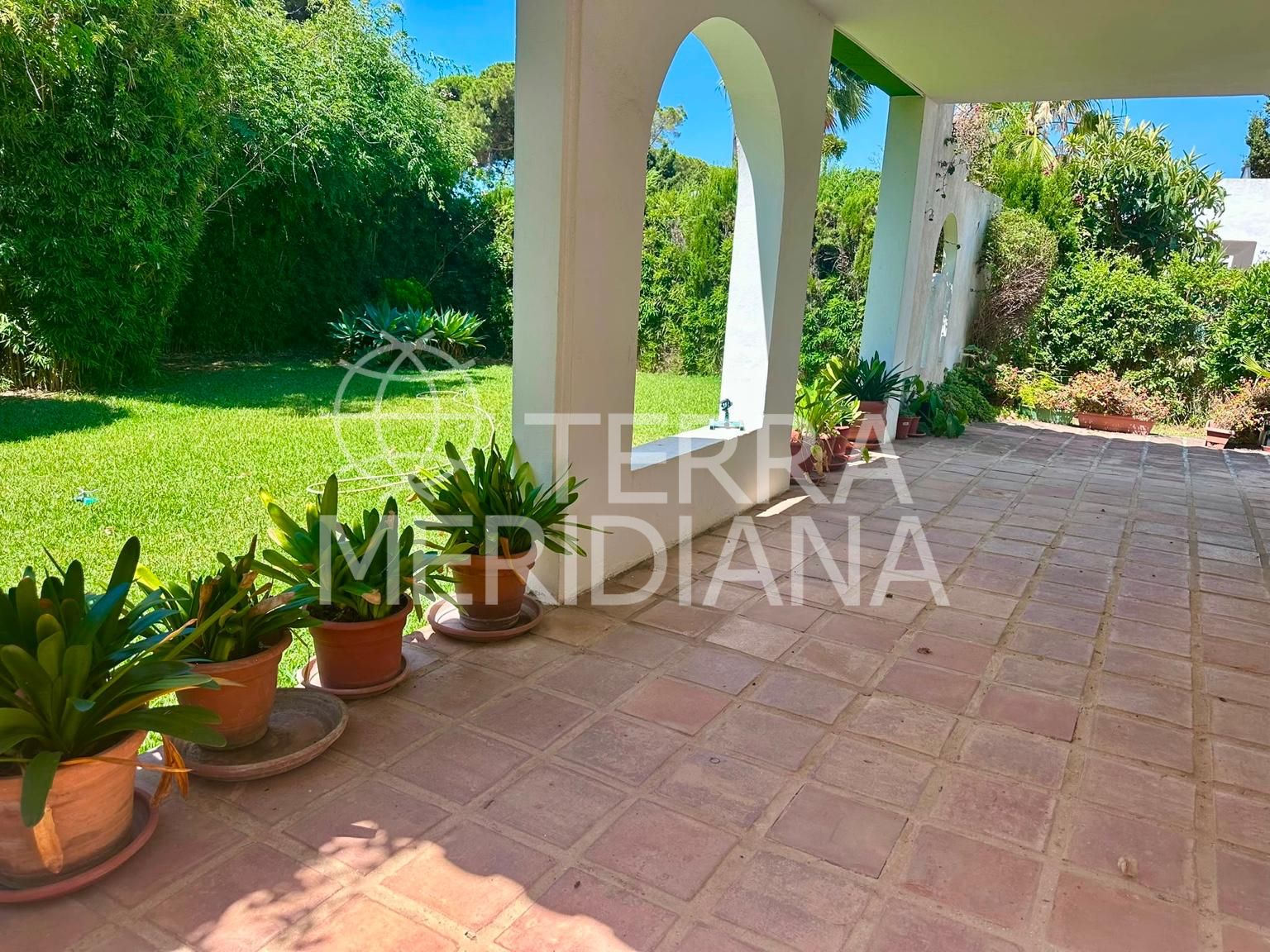 Villa in Artola, Marbella
