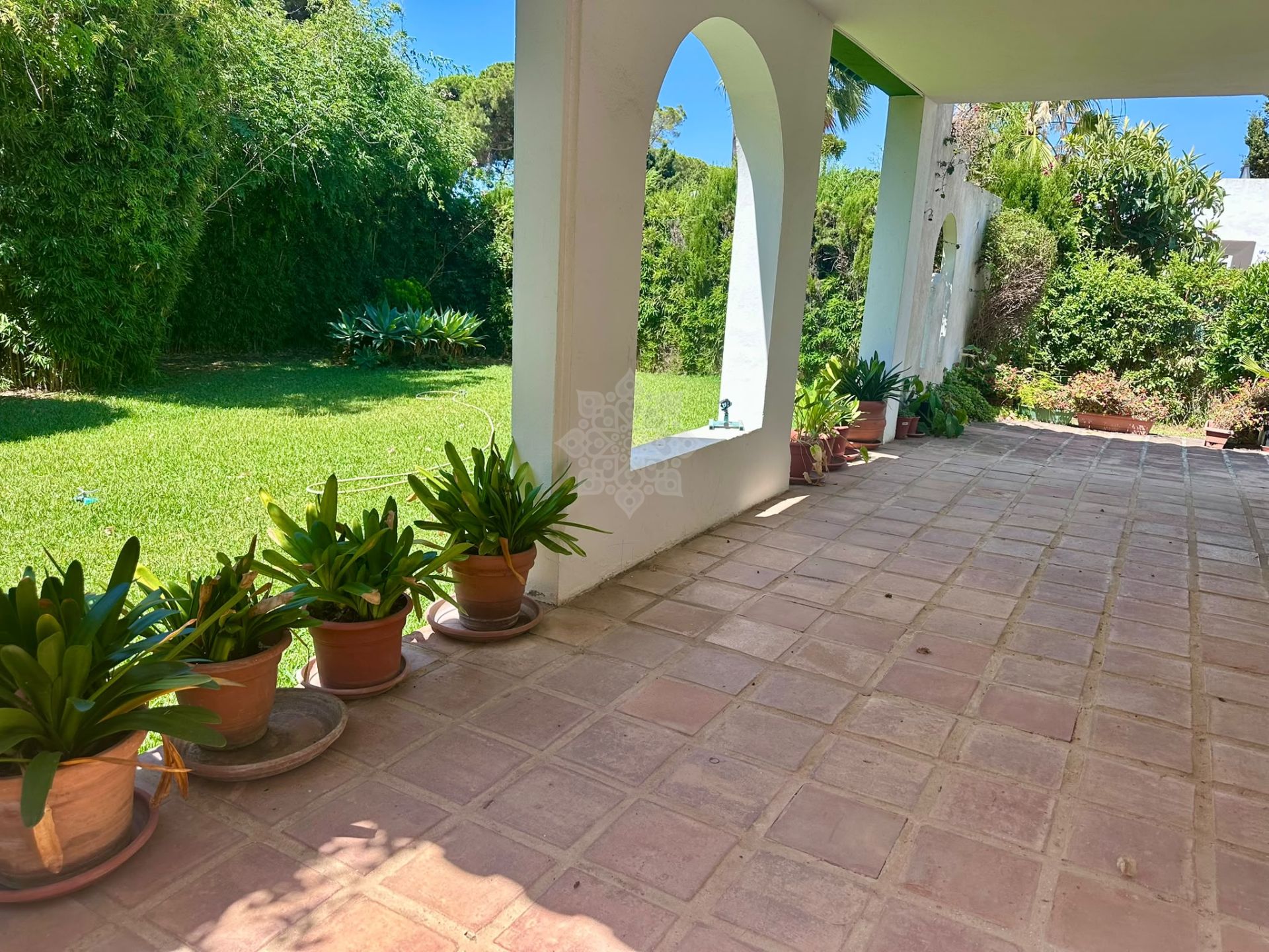 Villa in Artola, Marbella