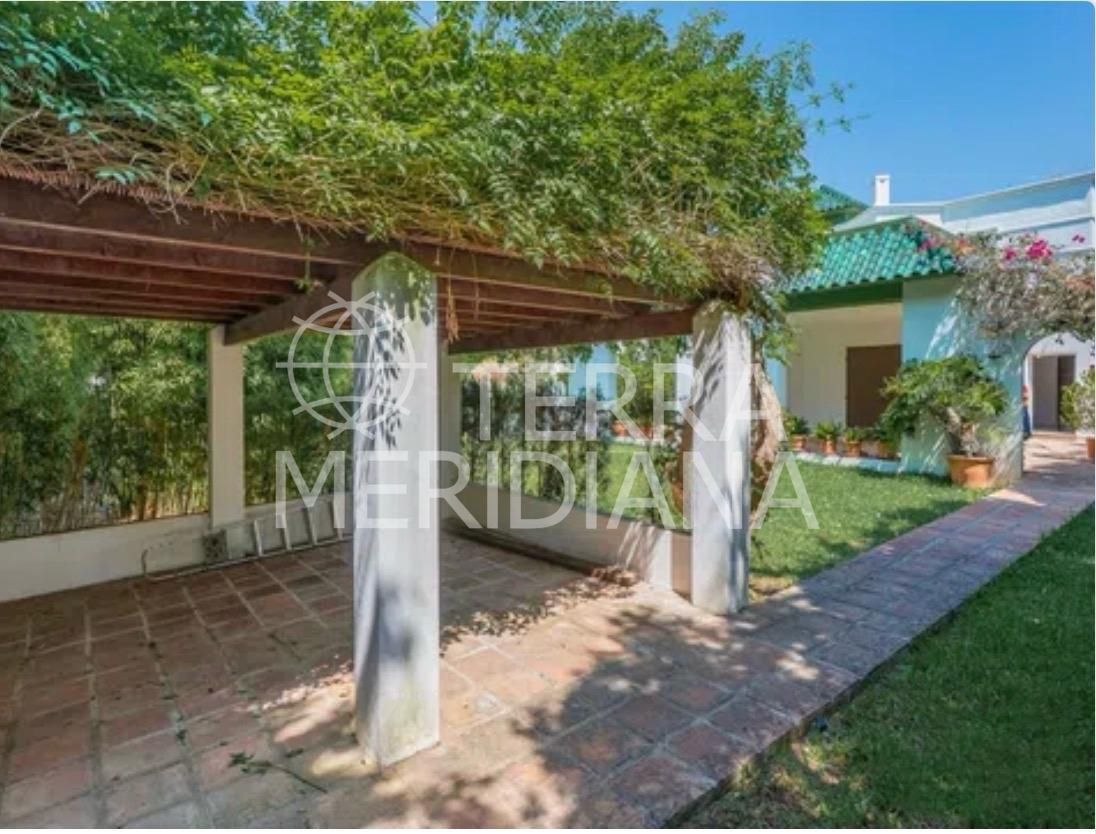 Villa in Artola, Marbella