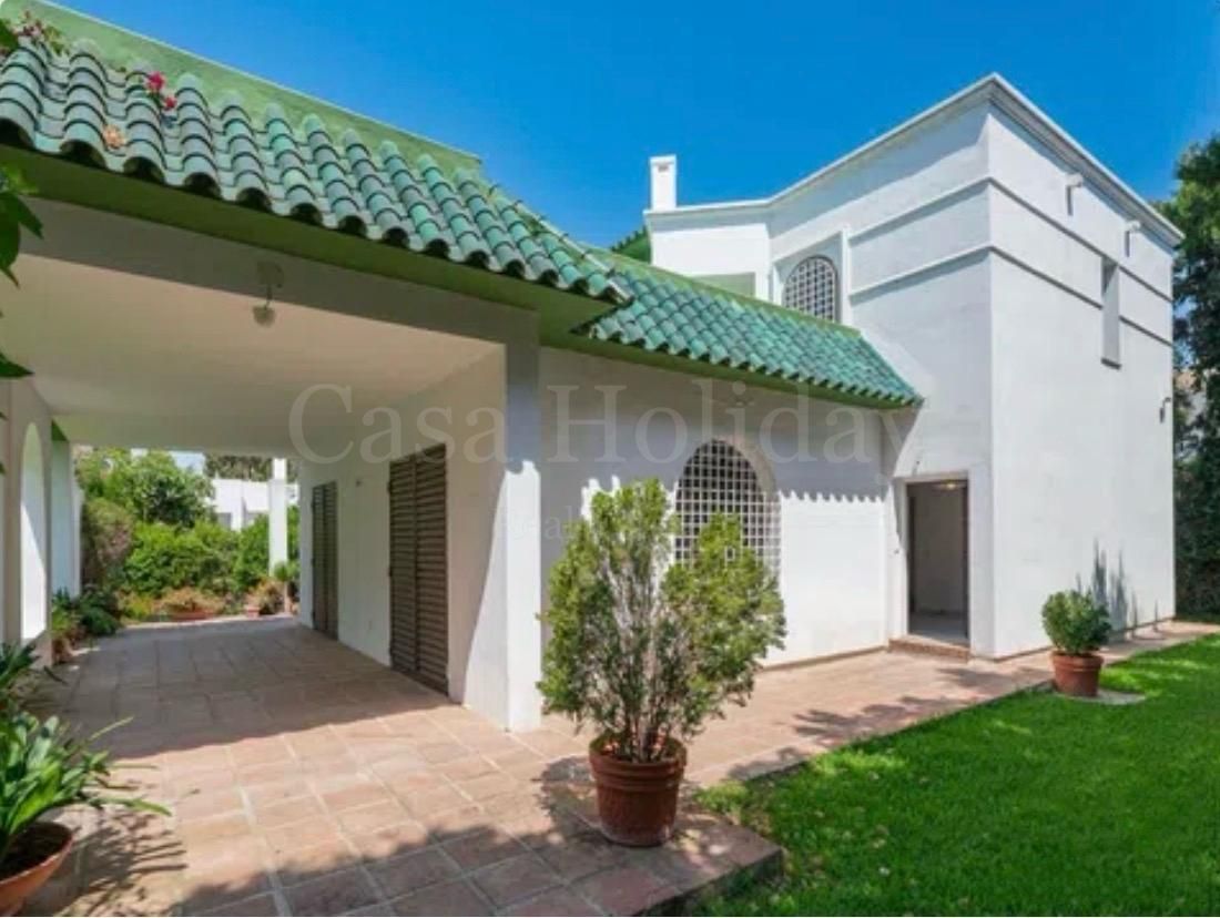 Villa in Artola, Marbella