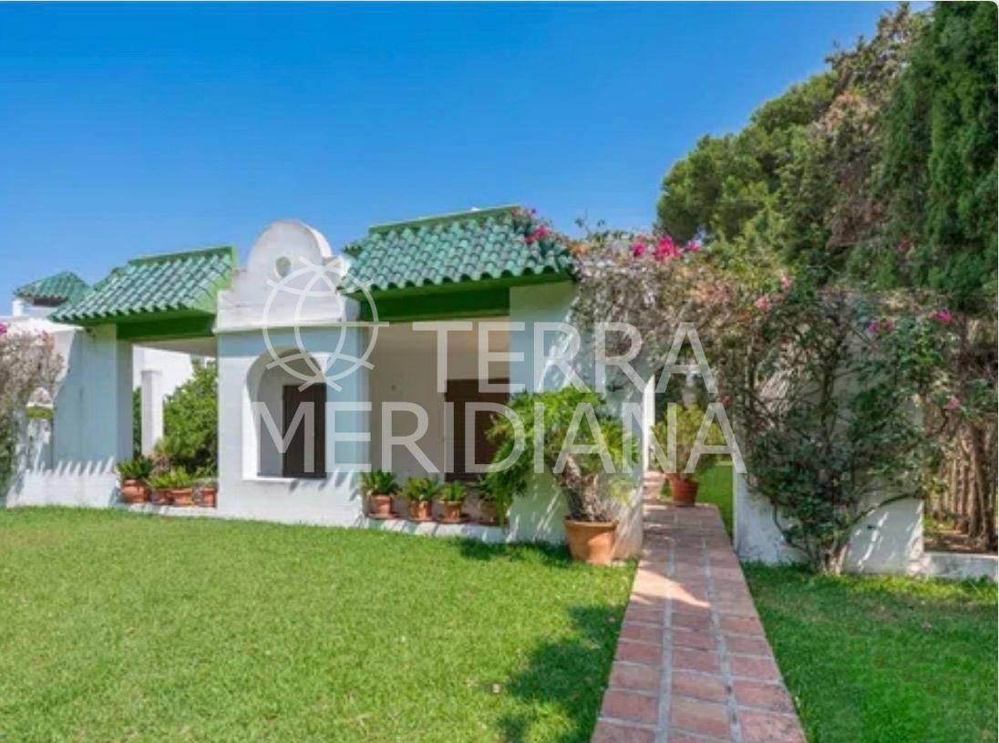 Villa in Artola, Marbella