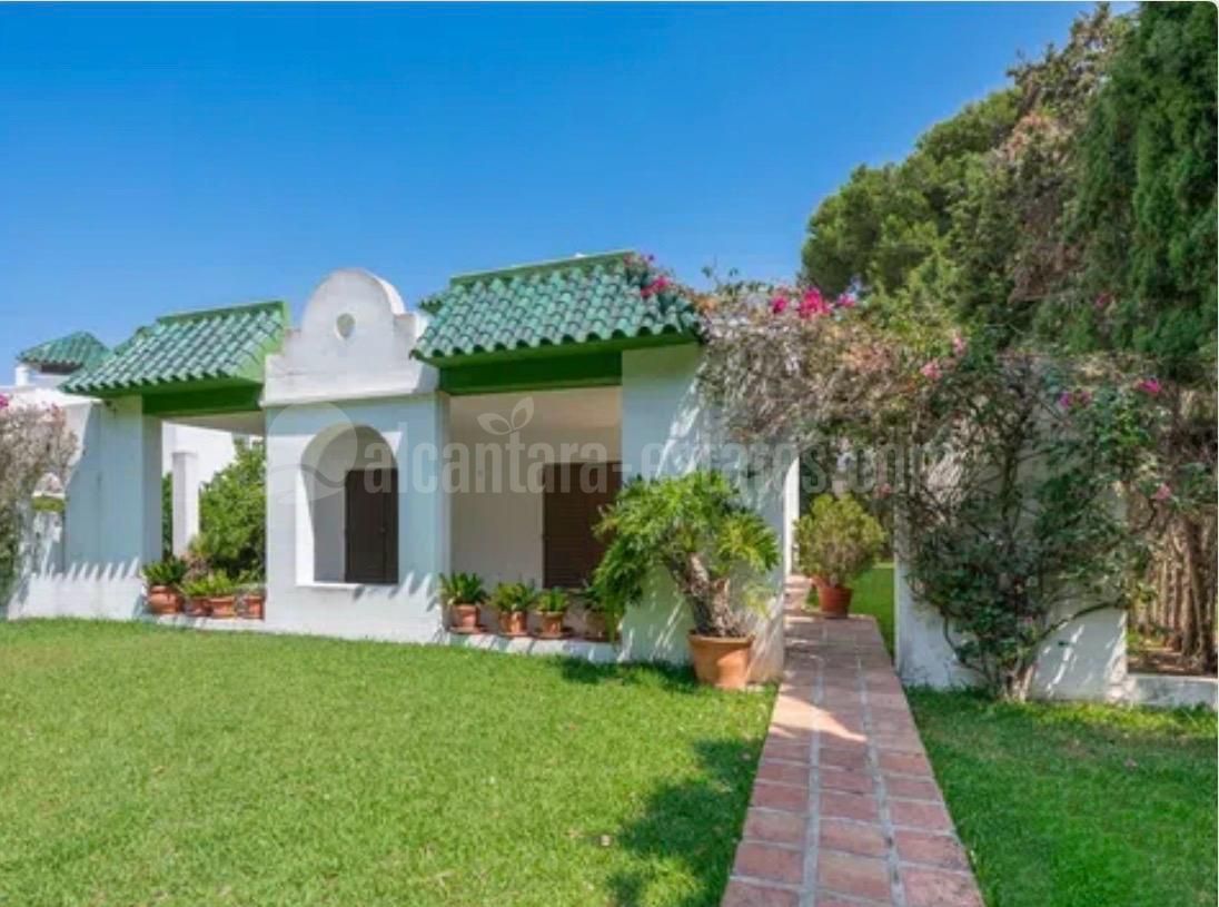 Villa en Artola, Marbella
