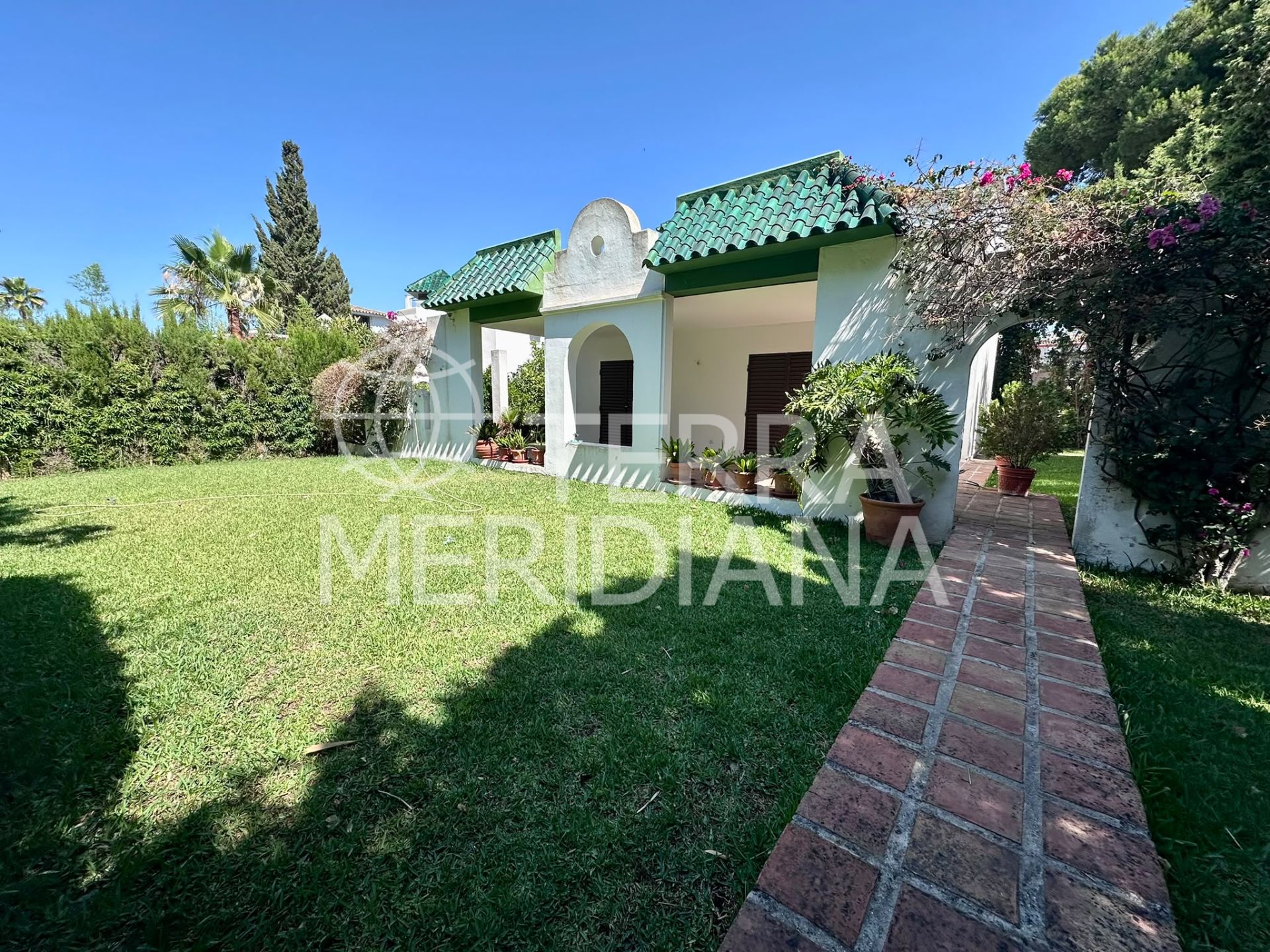 Villa in Artola, Marbella