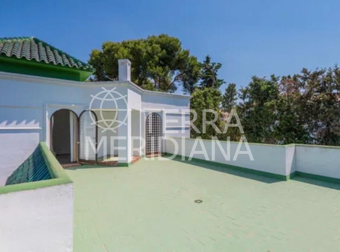 Villa in Artola, Marbella