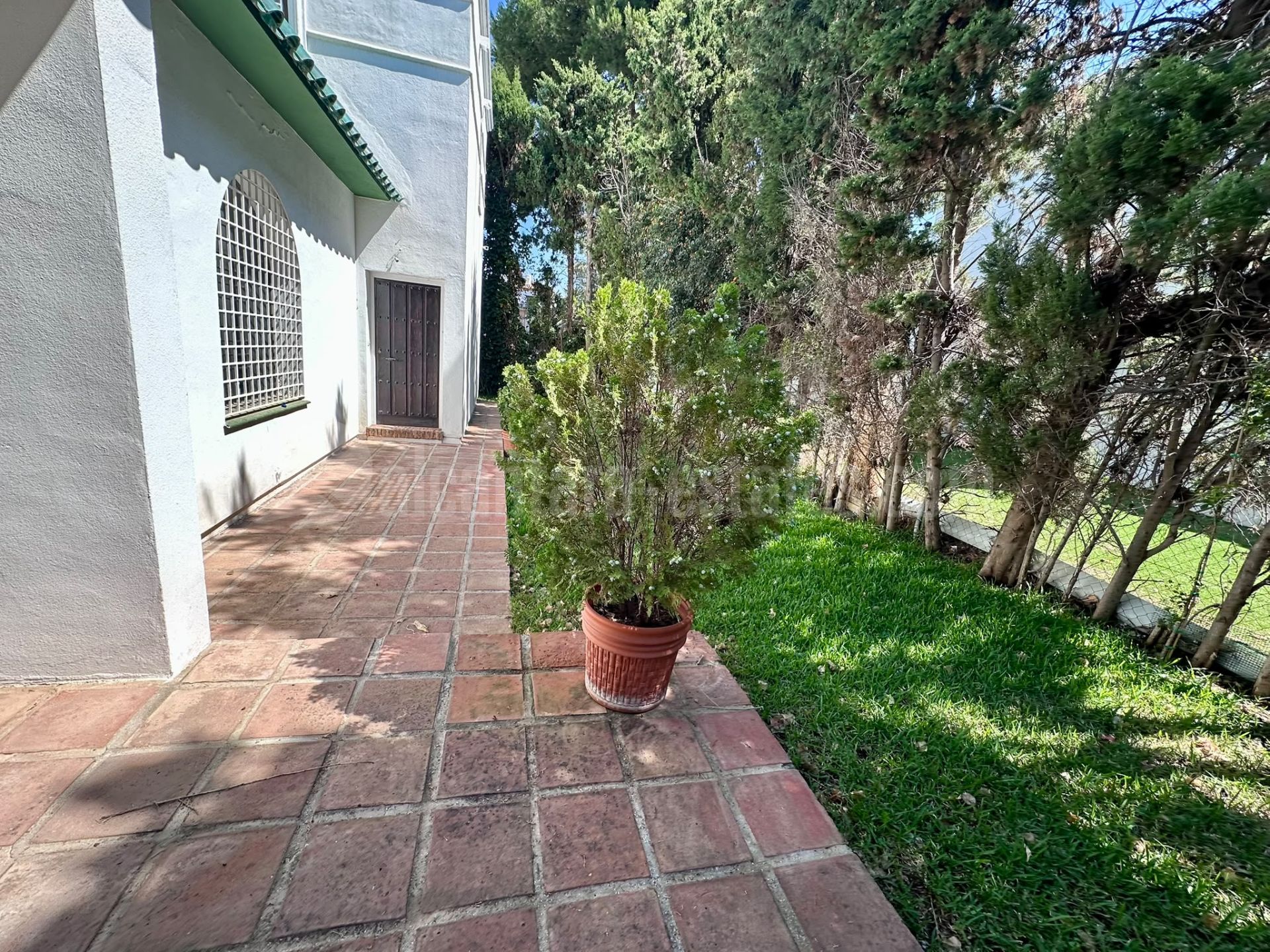 Villa in Artola, Marbella