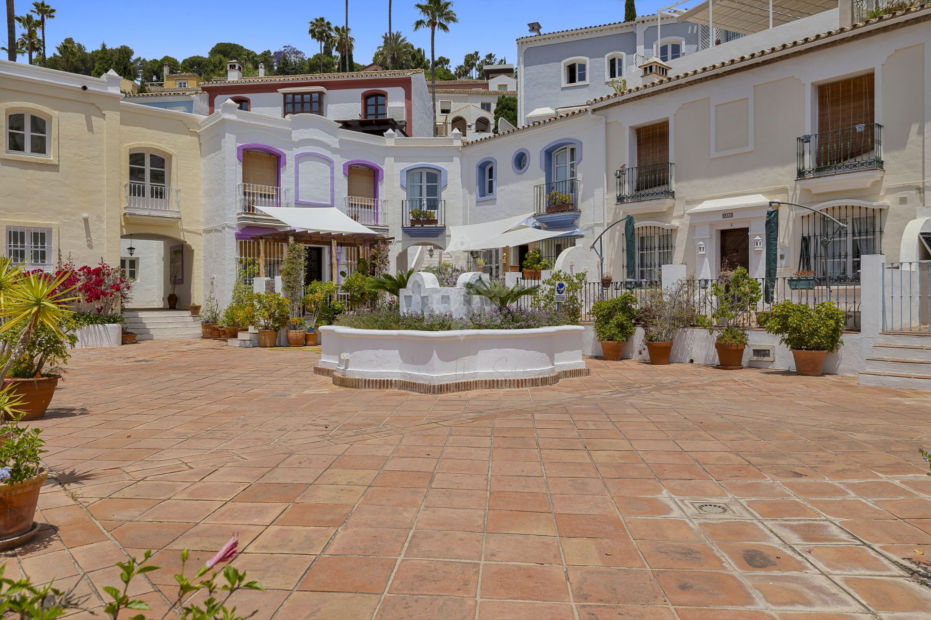 Town House in La Heredia, Benahavis