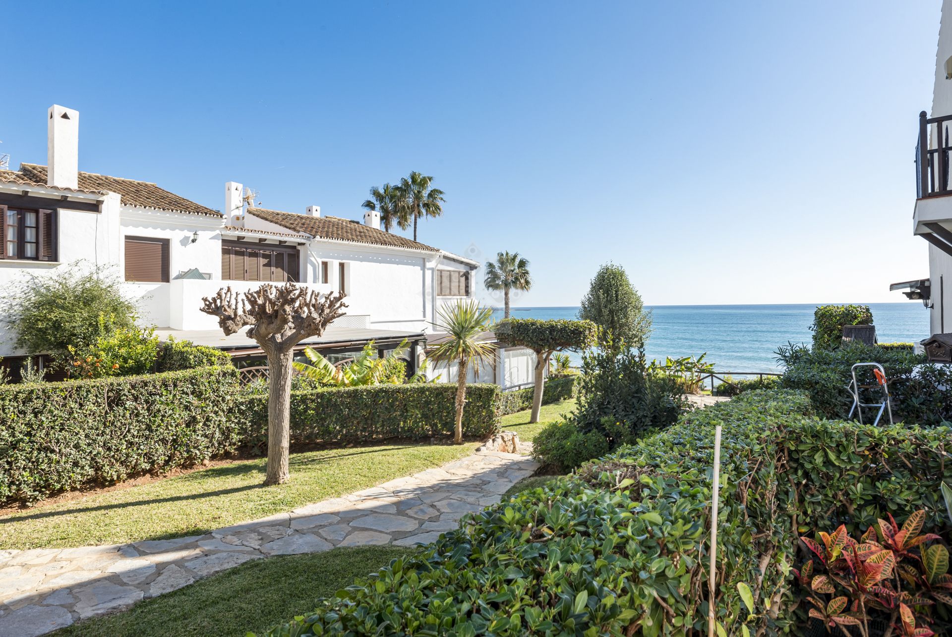 Adosado en Bahia Azul, Estepona