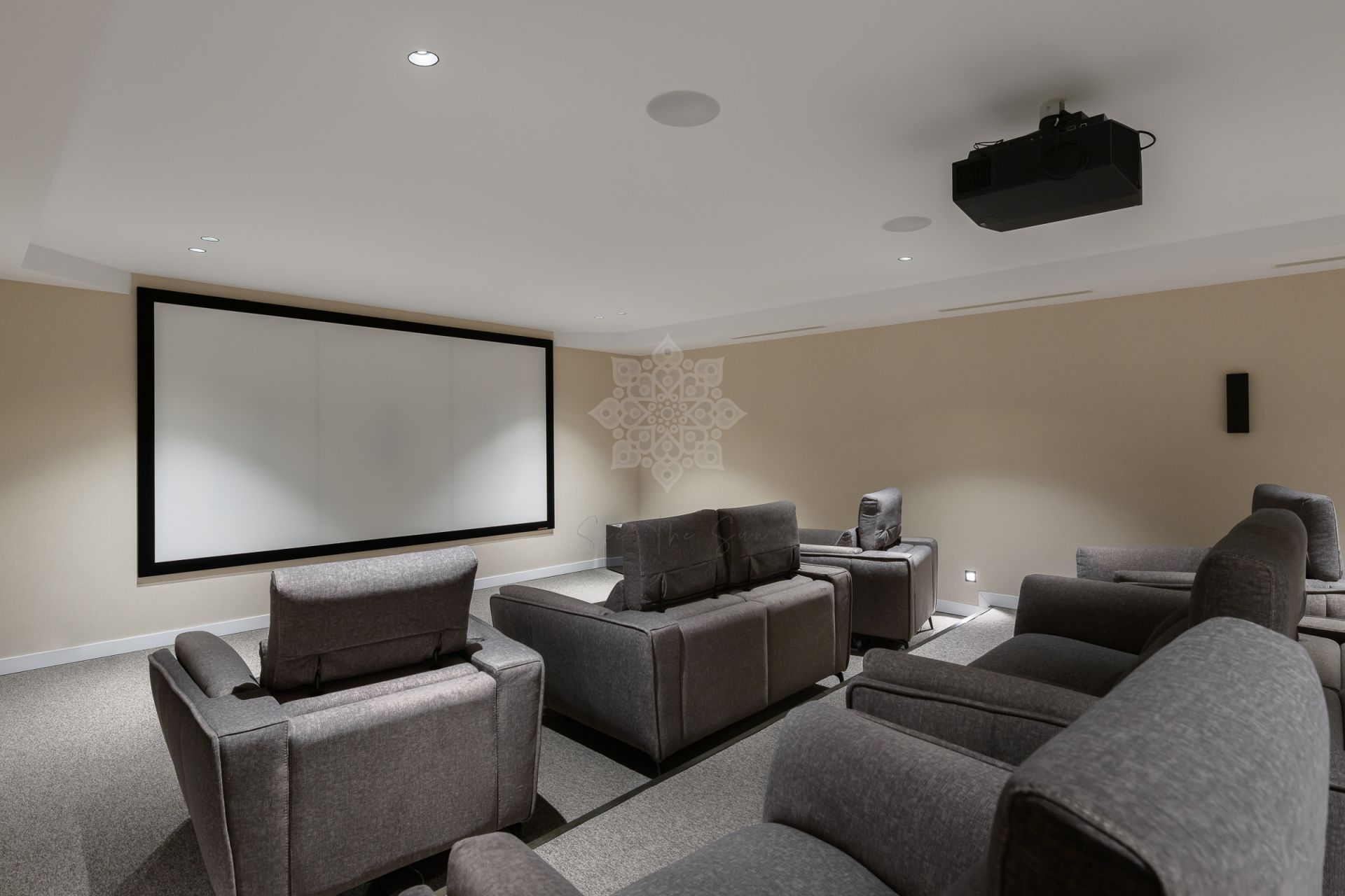 Apartment in El Higueron, Fuengirola